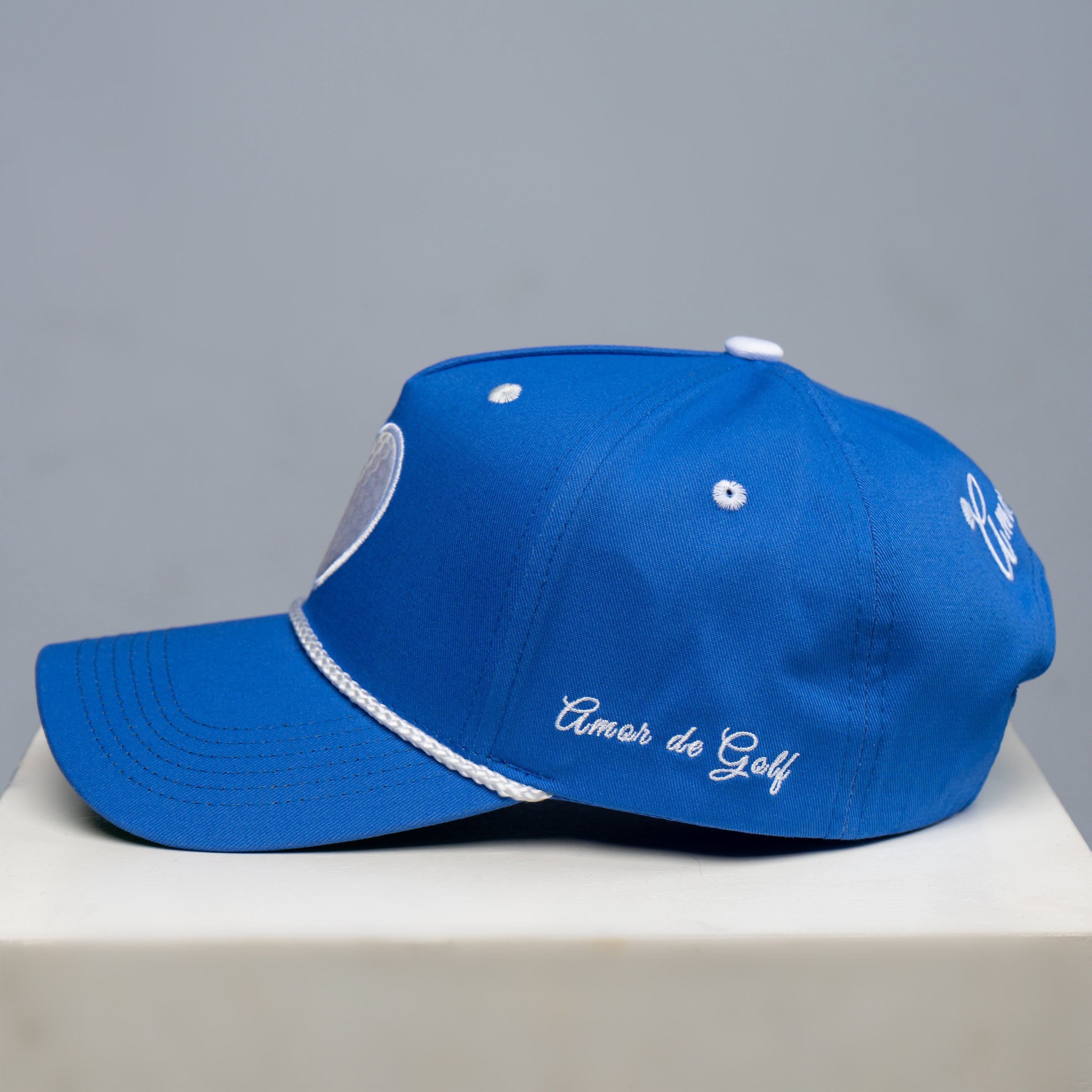 AMOR DE GOLF SNAPBACK HAT BLUE AND WHITE