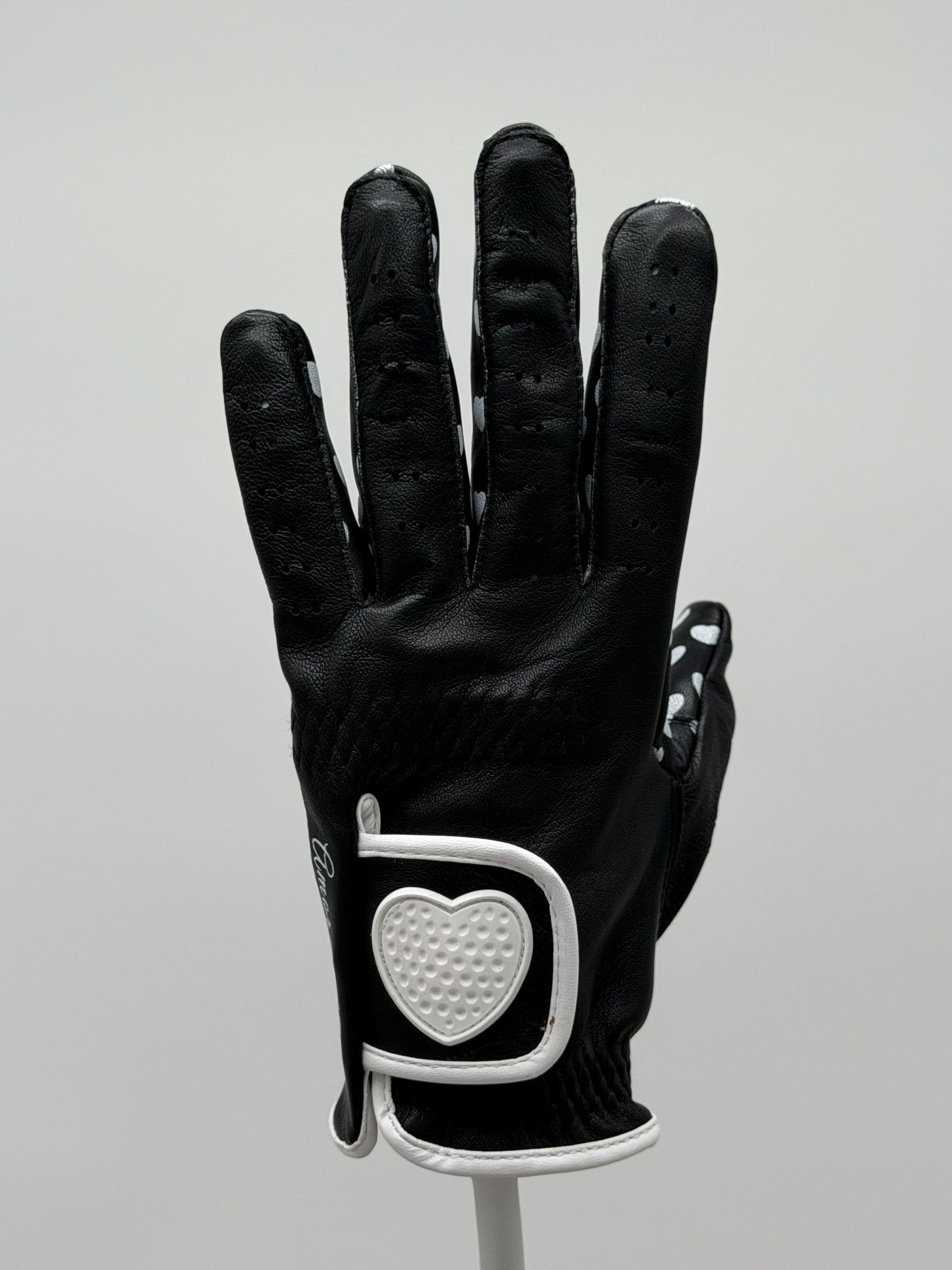 Black and White Golf Glove